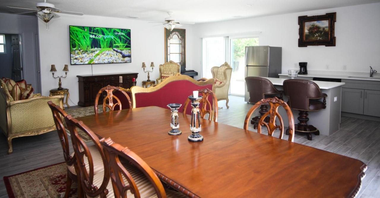 A Beautiful Queen Bedroom Orlando Ngoại thất bức ảnh