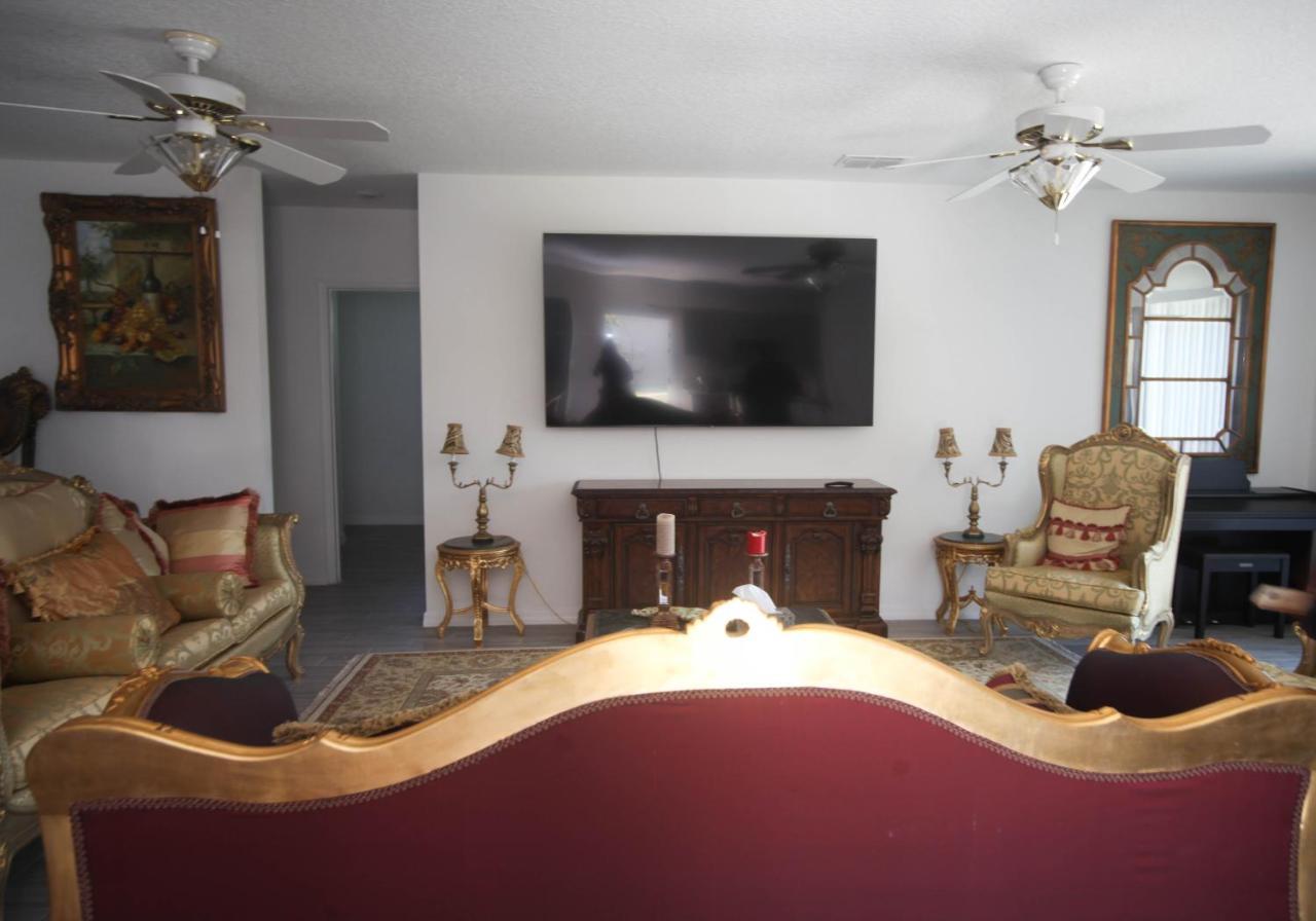 A Beautiful Queen Bedroom Orlando Ngoại thất bức ảnh
