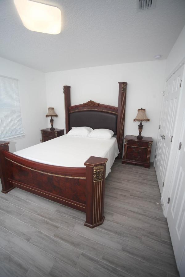 A Beautiful Queen Bedroom Orlando Ngoại thất bức ảnh